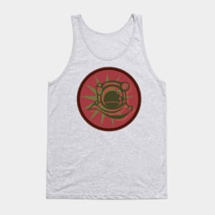 Astronaut helmet red/green Tank Top